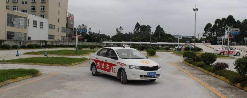 տʱ