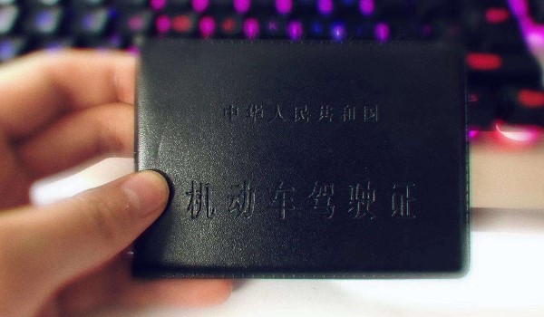 տc1м