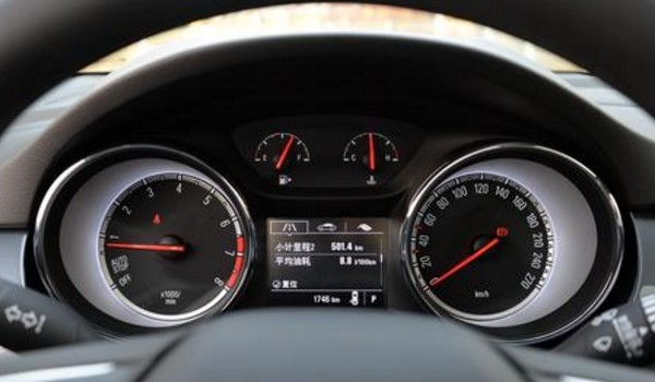 ƽͺ15.6L/100kmʲô˼
